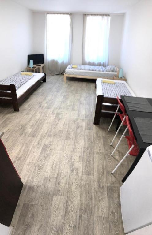 Apartments Near The Center With Privat Parking Брно Экстерьер фото